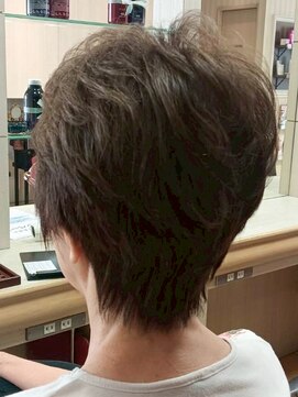 ヘアークリアー 春日部 ミセス ショートレイヤー 白髪染め ダークブラウン