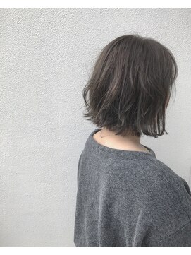 トリート 南行徳本店(TREAT) 切りっぱなし外ハネボブ×カーキグレージュ