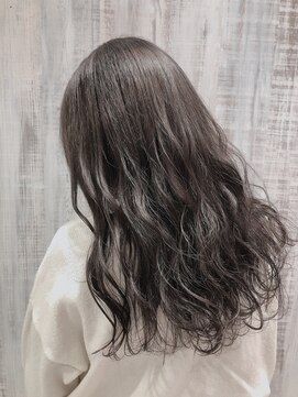 ルシール バイ アリア(Lucir by aria) ブラウングレージュ♪