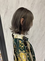 リー 京橋(Lee)&nbsp;【Lee京橋】カーキーグレージュ×外ハネ