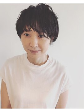 ユニ ヘアー(uni hair) ニュアンスショートonパーマ