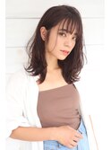マルーンブラウンの外ハネミディ