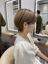 ロンドプロフィール 浦和(Lond profil)&nbsp;ショートから伸ばしてる方にも◎耳掛け丸みショート