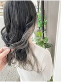 大人かわいいホワイトグレージュ×インナーカラー