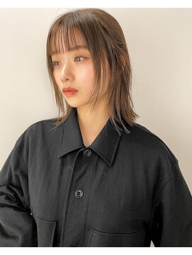 ロニカ 銀座(LOuNICA) くびれレイヤー　シルキーベージュ　大人可愛い　外はねボブ