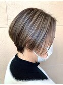 40代50代にオススメ♪ハイライトショート