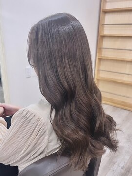 ミザルー(Misirlou) ｜大人気グレージュカラー｜