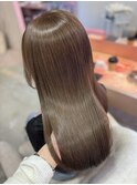 柔らかいベージュ
