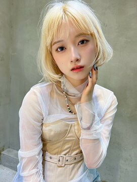 エイミー(Aimee) Aimee町田　ミニボブ×ホワイトブランド