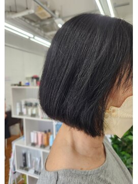 ハスカラー 井尻店 前下がりボブ