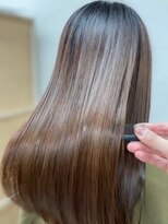 イシン(ISIN)&nbsp;黒髪/縮毛矯正/髪質改善/インナーカラー[保土ヶ谷]