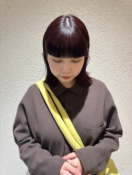 キュー(que) 暖色系カラー 重ためバング