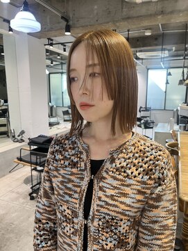 キャロルガーデンズ ボコカ 表参道(Carroll Gardens bococa) 【kacho】ブリーチ無しダブルカラー　ベージュカラー