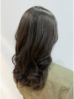 ヘア イノウエ HAIR INOUE 赤味消しくすみベージュ ロングレイヤー