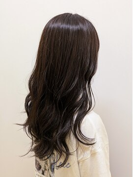 アミックス Hair&Make Amix KOKUSAIHOTEL 王道フェミニンな【ヨシンモリ】ロング
