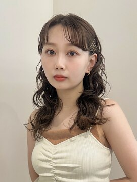 ジョエミバイアンアミ(joemi by Un ami) ミディアムパーマ / レイヤーパーマ / パーマアレンジ