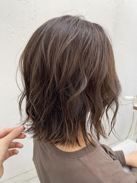 コンティロミー(CONTI ROMMY.) 20代30代40代50代◎ミディアムレイヤーパーマ白髪ぼかし