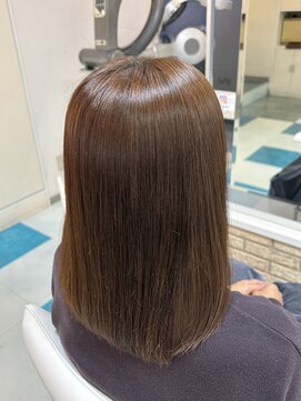 美容室グリッター 雀宮店 ミディアムストレート