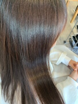 縮毛矯正×20代ほんのりアッシュカラー