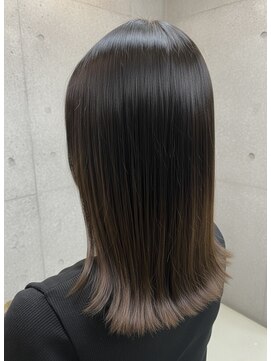 エル ヘアサロン なんば店(eL) 酸熱トリートメントミディアム外ハネスタイル