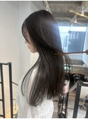 オリーブグレー×レイヤーカット｜透明感カラー×髪質改善