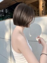 フォト 新宿三丁目(foto) 髪質改善縮毛矯正地毛風ストレート切りっぱなしボブ韓国風