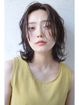 ロロ(ro-ro) 【恵比寿ro-ro】大人レイヤーウルフ×小顔センターパート