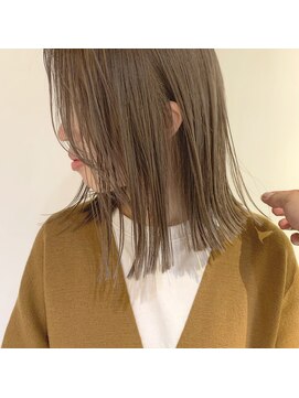 ルーム(Loom.) ぷつっとカットとクリーミーベージュ【Loom./明治神宮前/原宿】