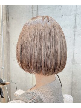 エストリア 栄店(ESTREA) ぱつっとボブ