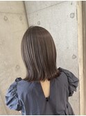 切りっぱなしロブ　くすみベージュ　おおたかの森