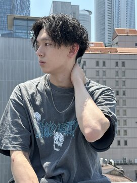 ロンド ローガン 名駅(Lond LOGAN) ツイストスパイラルパーマとセンターパート　名古屋　メンズ