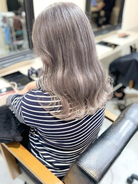 セルカ 新宿(CERCA) 新宿ホワイトカラー 【CERCA新宿/新宿西口】