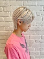 デイジー インデックスヘア 大島店(DAISY index hair) ミルクティーベージュセンターパート ホワイトブリーチ 大島