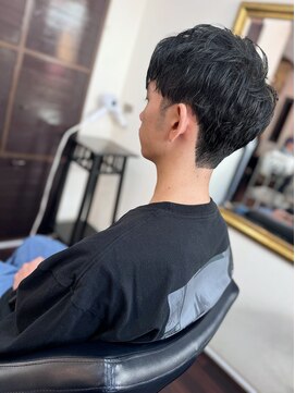 ウィズ(WiZ) MENS STYLE -パーマ風ショート-