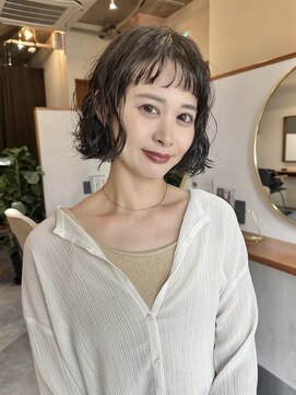 トワ(toi) 【トレンド感◎】アンニュイなお洒落感ある黒髪ボブパーマ