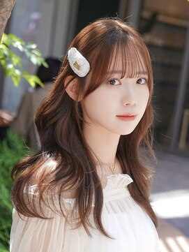 クム(kumu) 【kumu】 ロングレイヤー/顔周りカット/栄/名古屋