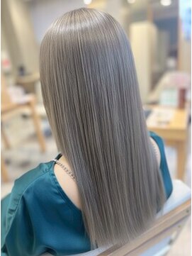 エヌアンドエー 草加店(N&A) 圧巻な美しさ◎スーパーロング×シルバーグレージュ