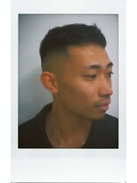 エイル(AILE) 重たくないクロップフェード