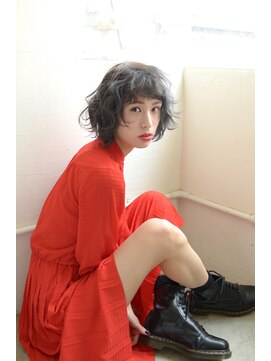 ビッケ(Vicke) アッシュグレージュ☆スイングワンサイドタンバルモリ