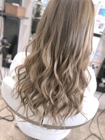 トゥエンティーフォー 泉大津店(24)&nbsp;ギャル御用達のヘアエクステと言えば……