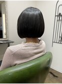 ショートボブ
