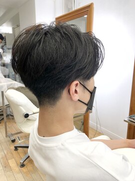 ヘッズ 本八幡店(HEADS) MEN'S HAIR センターパート ツイストスパイラル 韓国マッシュ