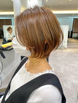 バンプ ギンザ(BUMP GINZA) くびれショート/マロンブラウン/大人ショートボブ/山口