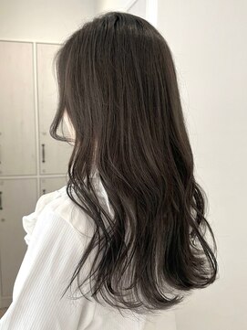 ガーデンヨコハマ(GARDEN YOKOHAMA) ブリーチなし オリーブグレージュ ロング イメチェン 透明感