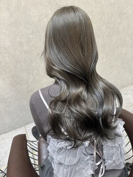 ロンド レア 天神大名店(Lond Le’a) デザインカラー/レイヤーカット/ウェットヘア/オリーブベージュ