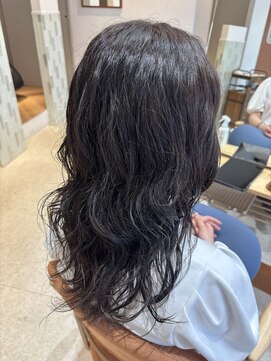 シーバイリリア(siie by LILIA) こなれ感のでるウェーブパーマ◎