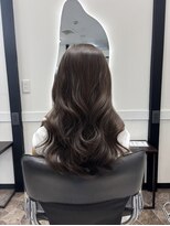 ロア 熊本(LOA)&nbsp;コテ巻き風パーマ　38ミリ風セミロング