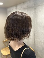 エレノア 藤沢(Eleanor) 【ゆるふわウェーブボブ】