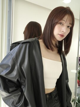 ノーム(NORME) 20代30代/ミディアムレイヤー×ブラウンカラー