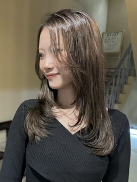 シェール(CHERE) レイヤーカット レイヤーロング ブラウンベージュ